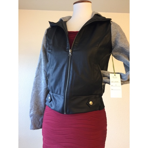 Black & Grey Hoodie Long Sleeve Jacket - Picture 2 of 4